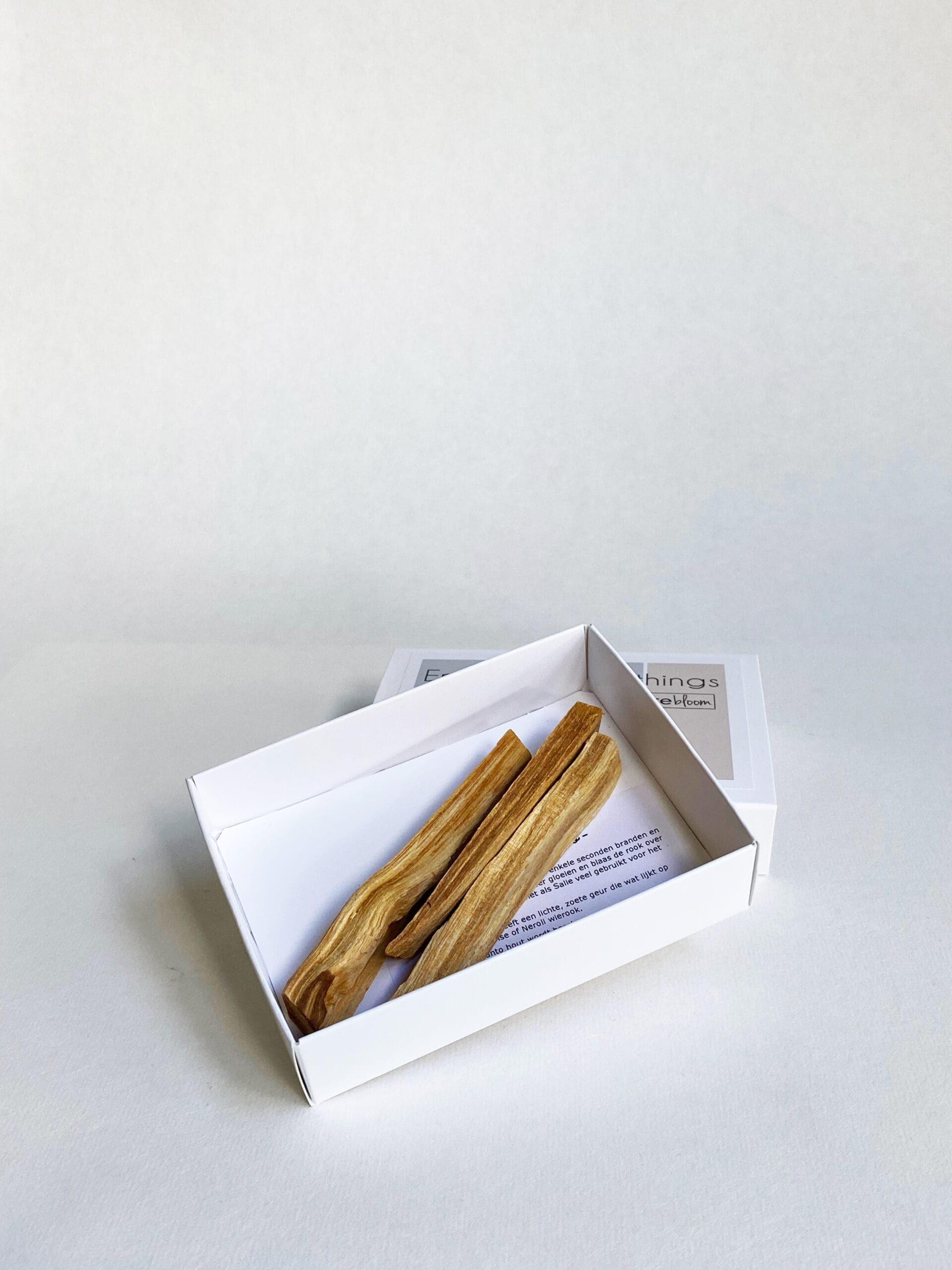 palo santo leisurebloom