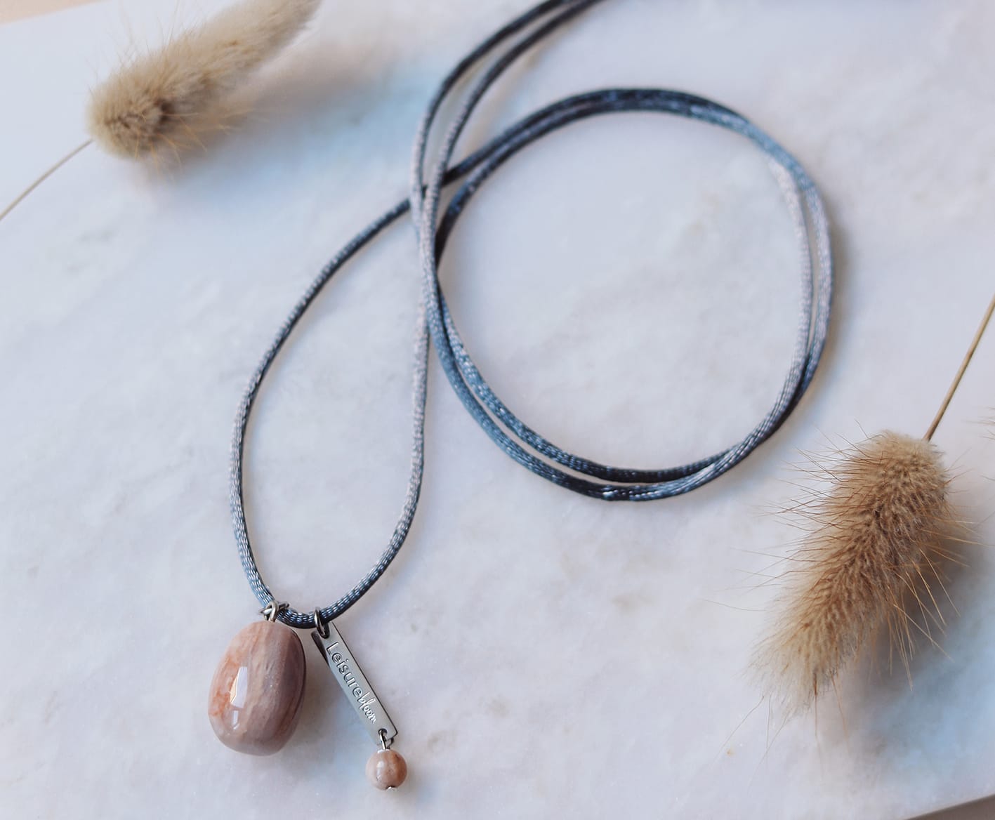 leisurebloom maansteen ketting