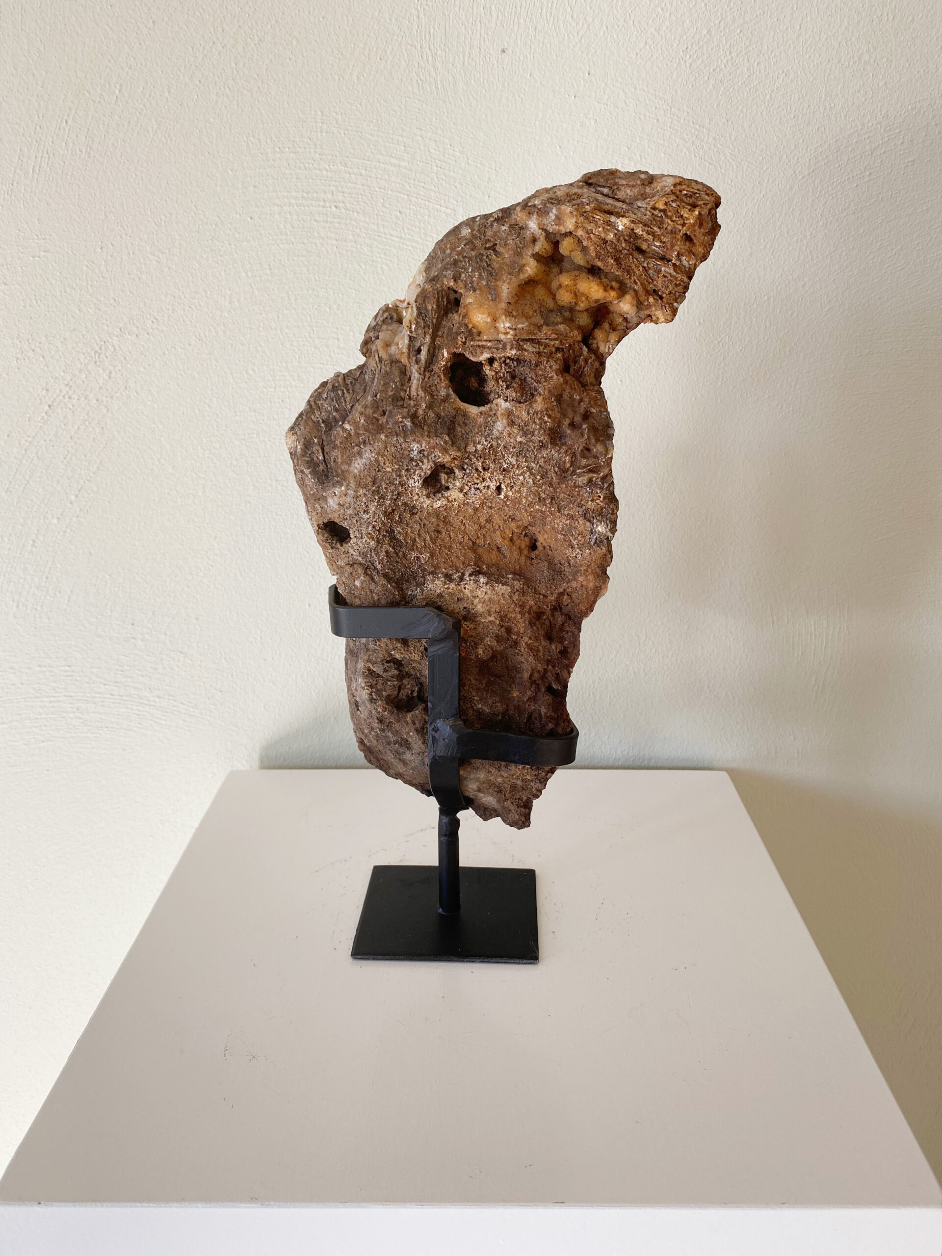 Roze amethist Slab in standaard Roze amethist Slab in standaard