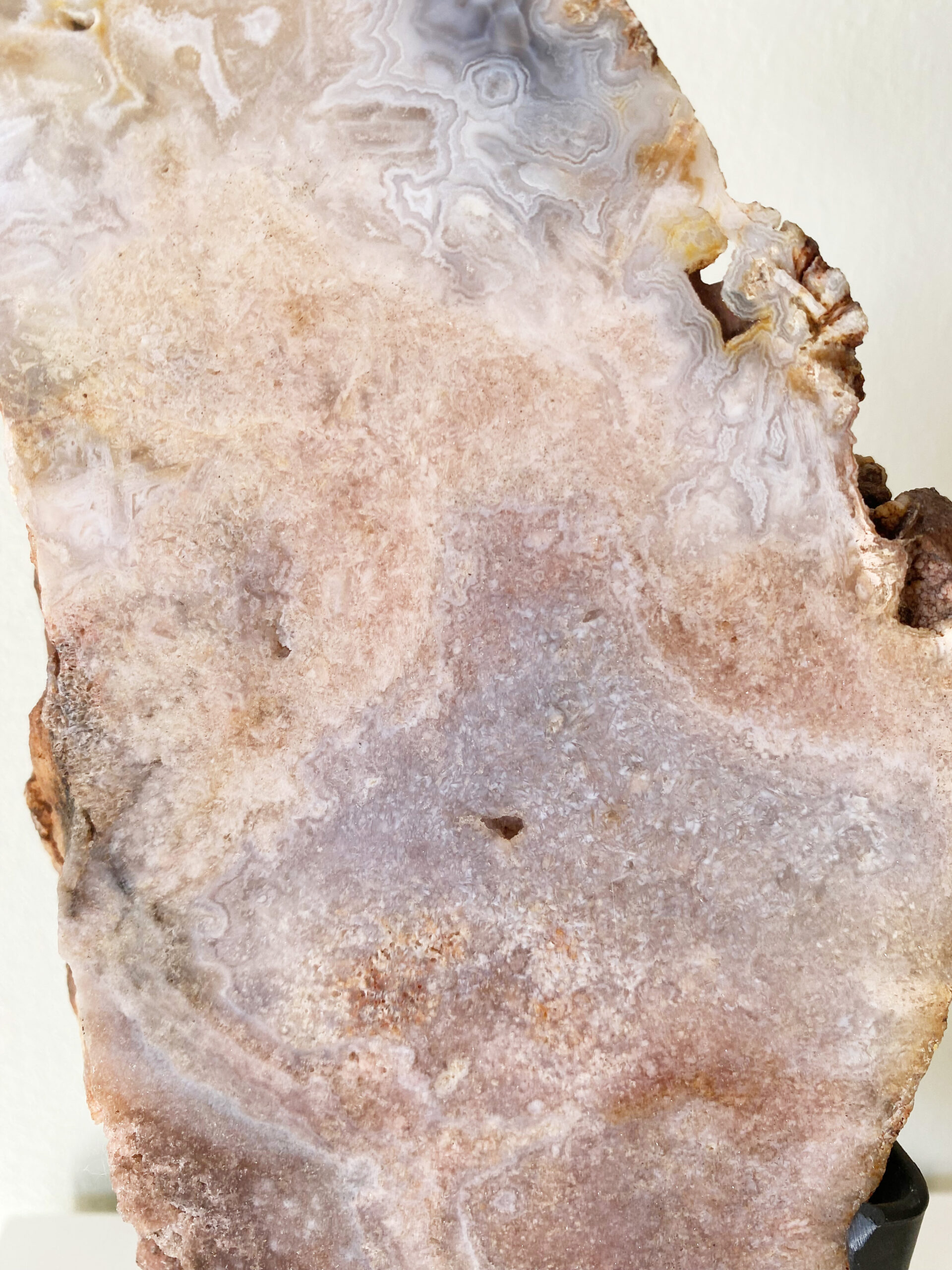 Roze amethist Slab in standaard Roze amethist Slab in standaard