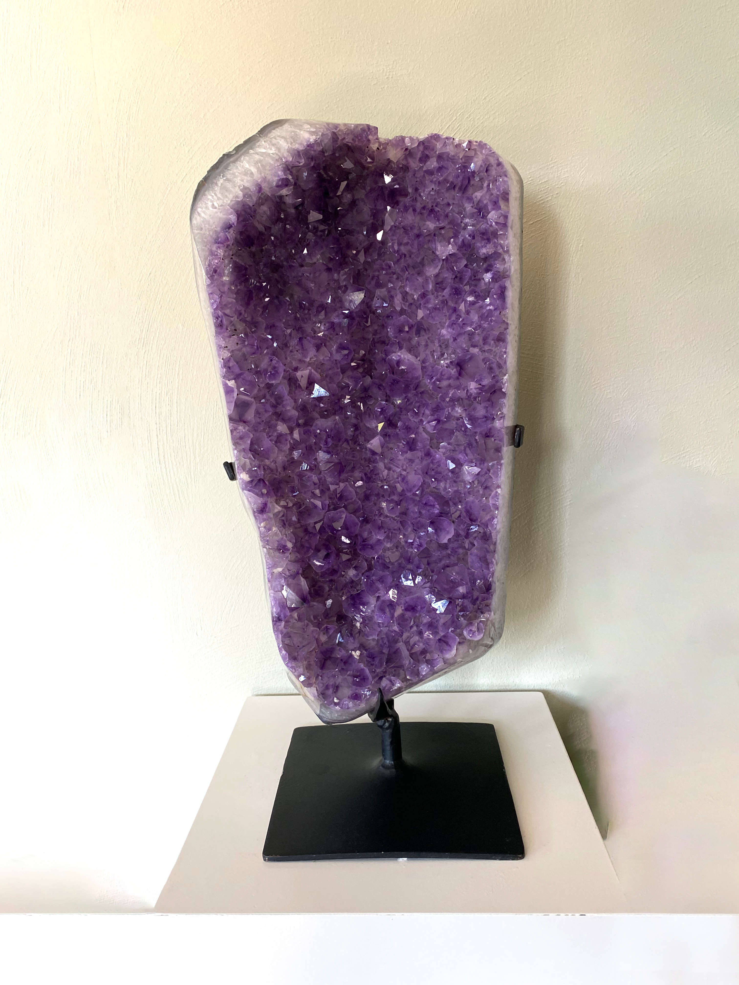 Amethist op standaard