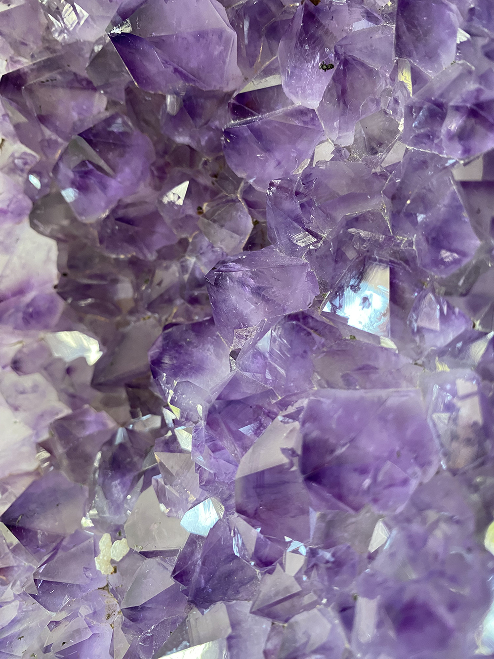 Amethist op standaard