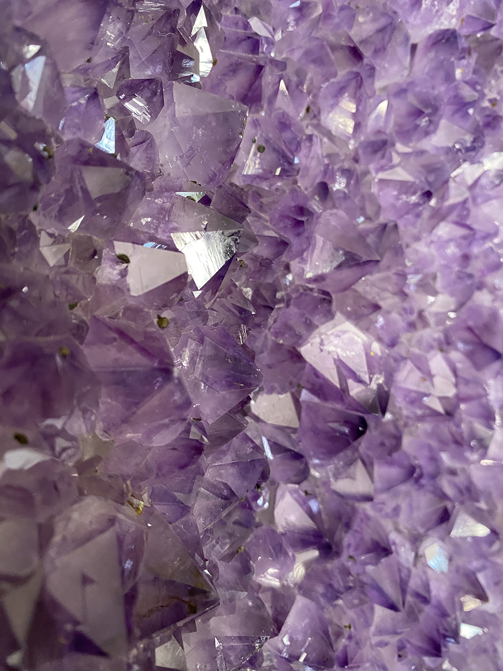 Amethist op standaard