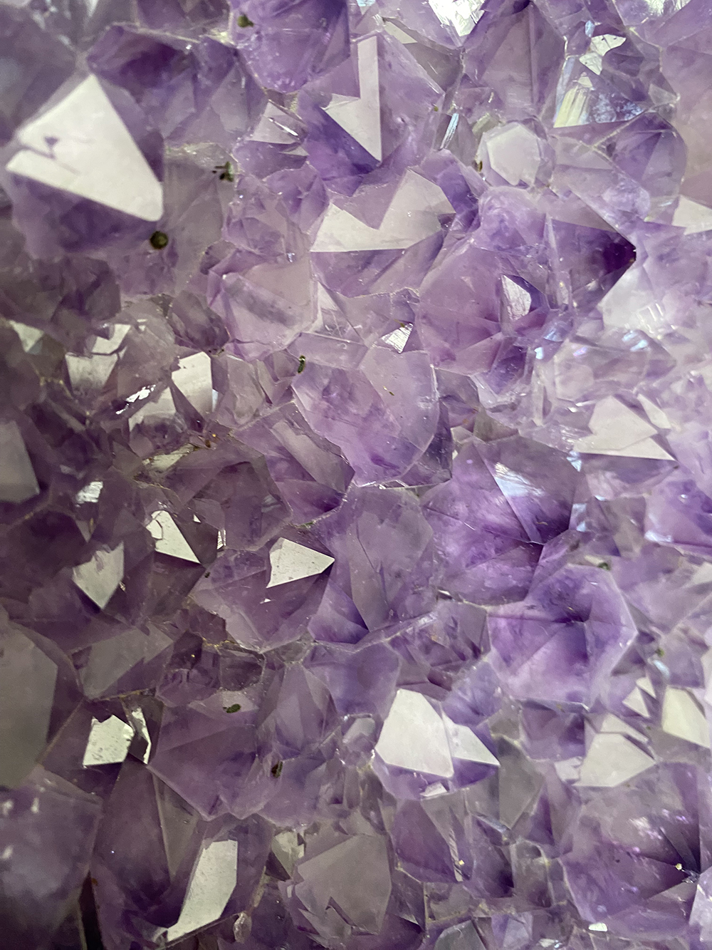 Amethist op standaard