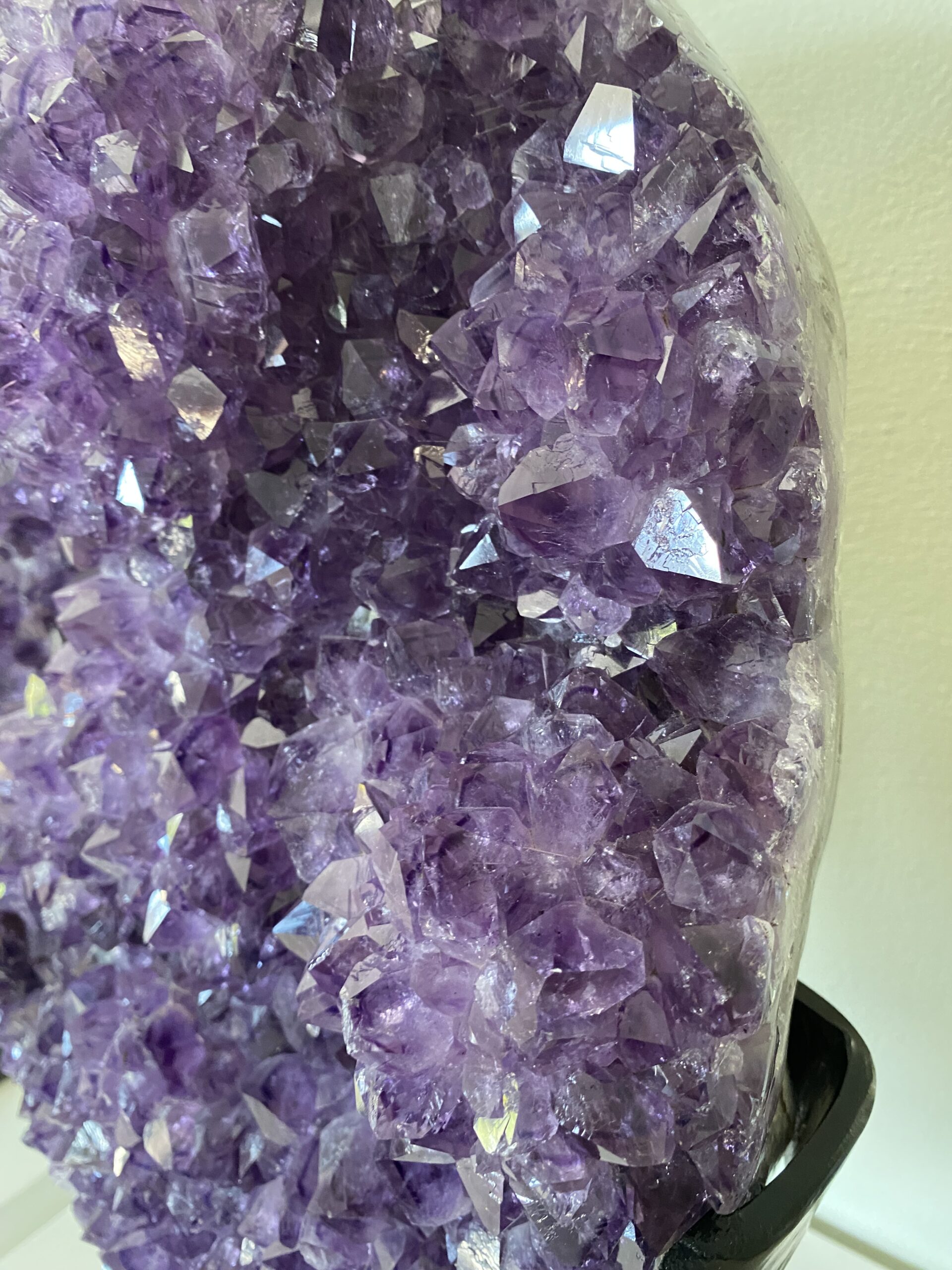 Amethist op standaard