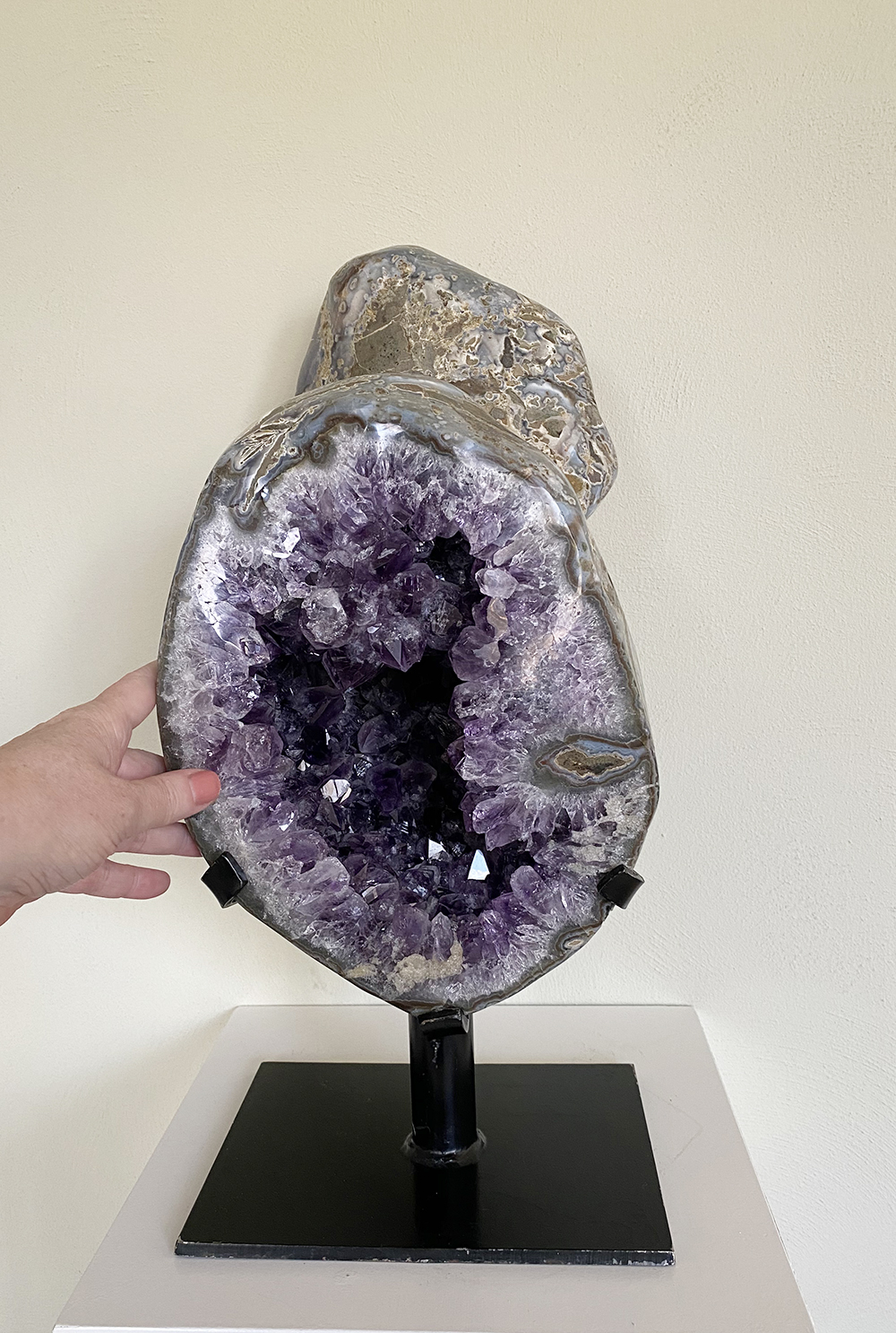 Amethist op standaard