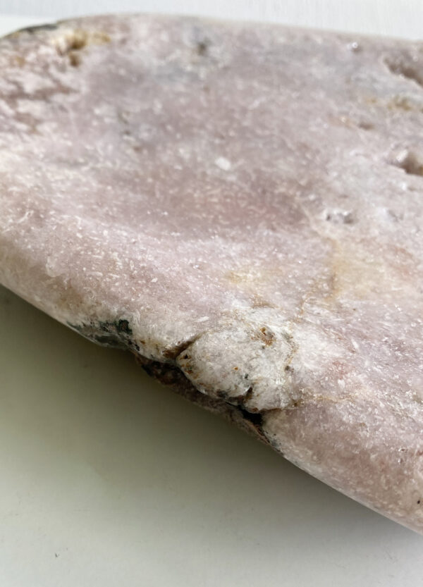 Roze amethist schaal